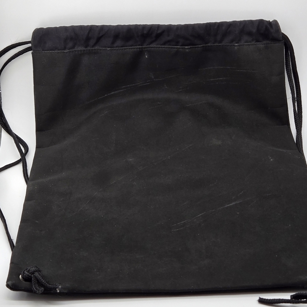 Disney Multi Pocket 15" x 13" Drawstring, Rugged Material, Lightweight, Backpack - Picture 4 of 10